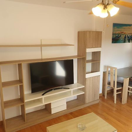 2H, Aire Acondic, 50M2, 1 Dormitorio, 4 Huespedes, Wifi Gratis La Línea de la Concepción Buitenkant foto
